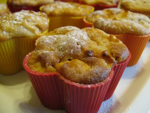 Sareni jabučni muffini