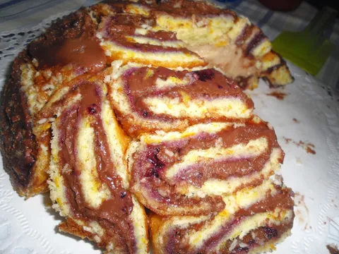Bombasticna Torta od cokolade, narandze &#38; lesnika