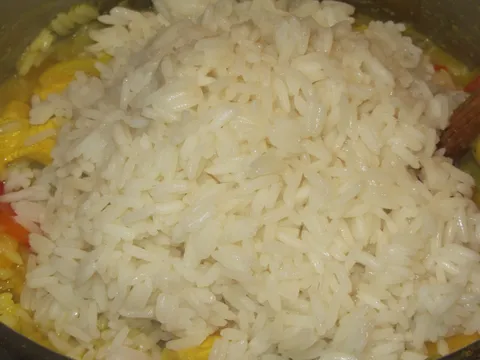 Rižoto s piletinom, paprikom i curryem