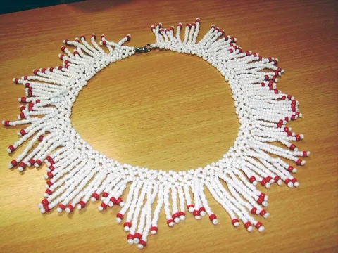 ovakva ogrlica nam je u planu_ ( okolica Davora &#8211; Slavonija )