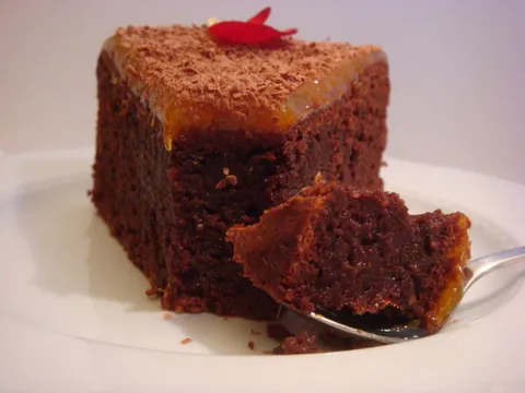 Cokoladna torta sa bademima