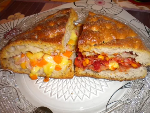 Crveni i bijeli sendviči