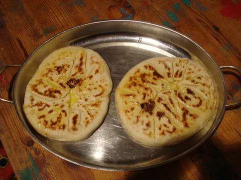 Hačapuri- gruzinski hleb sa sirom