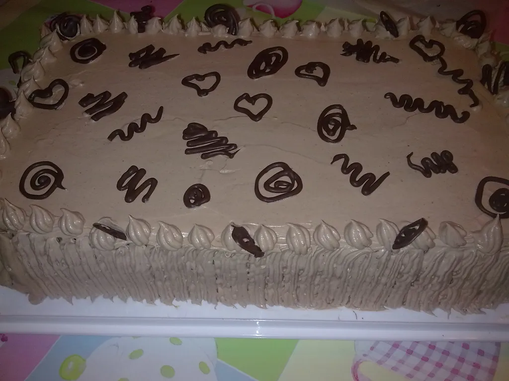 Čokoladna torta sa koka~kolom