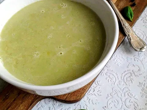Krem juha od brokule i karfiola sa sirom