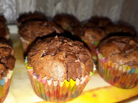 Chocolate Chip Muffins bx renci11