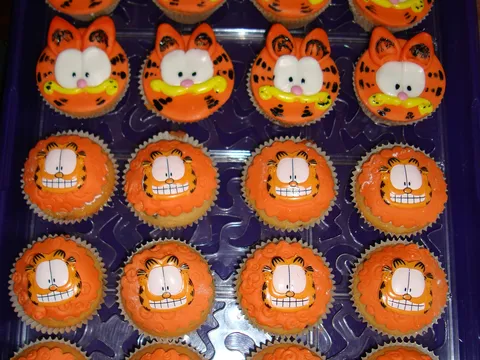 Garfield cupcakes