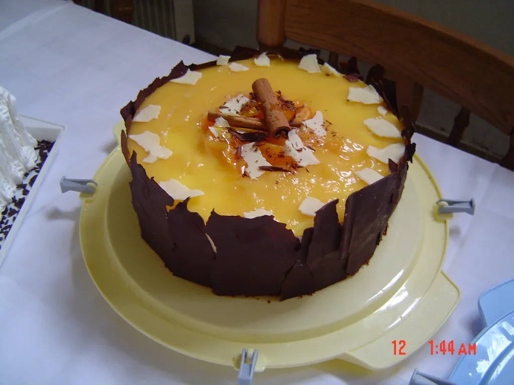 Torta s narandjama i cokoladom