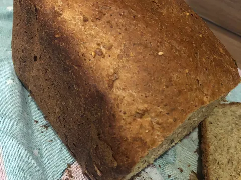 Integralni kruh iz pekača