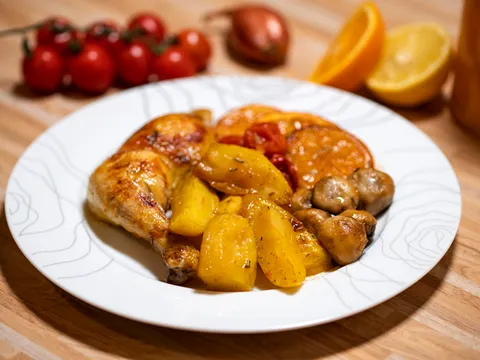 Pečena piletina s narančom i krumpirom