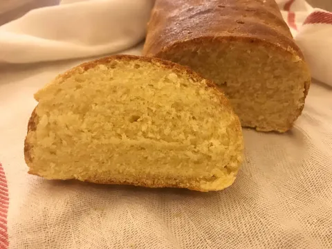Kukuruzni kruh