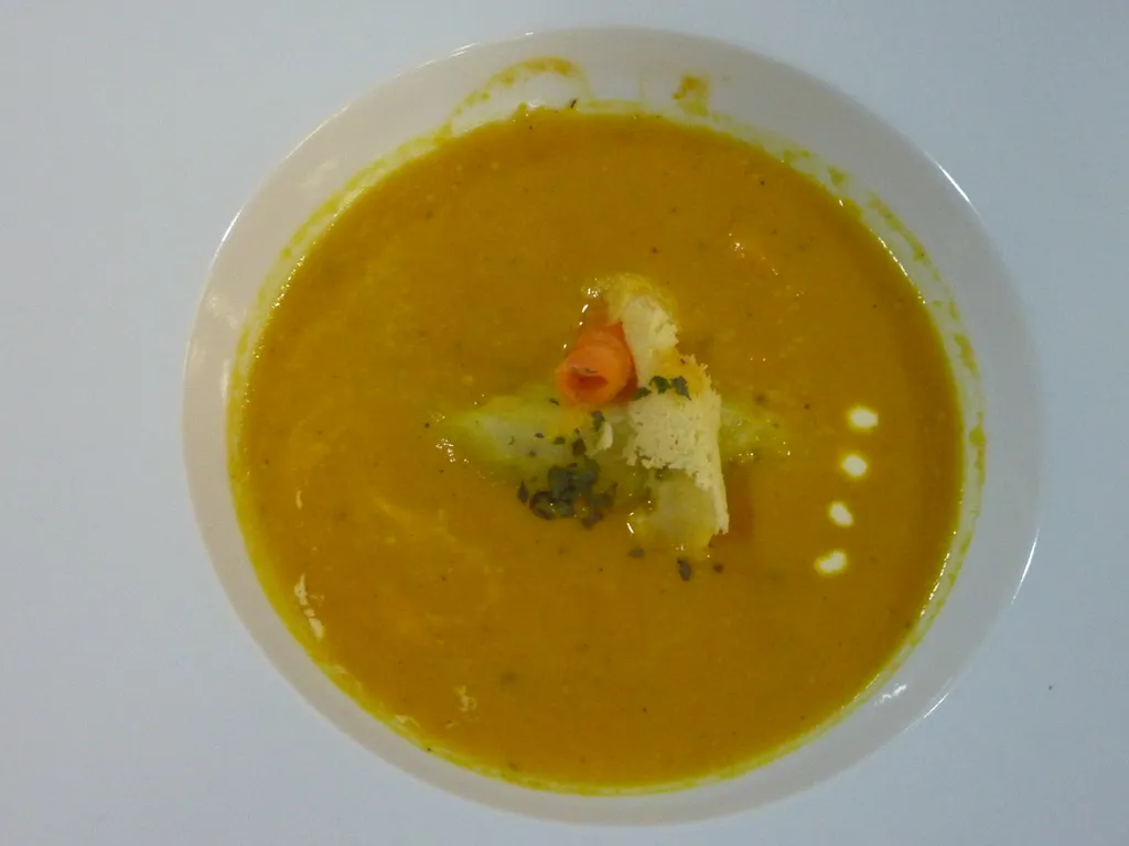 Krem juha od karote (mrkve)