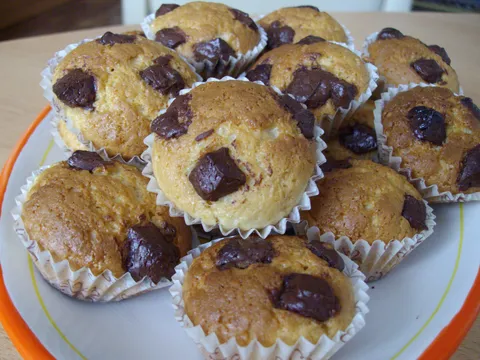 Muffini sa kikirikijem i čokoladom