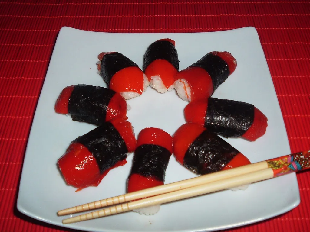 Nigiri sushi sa paprikom