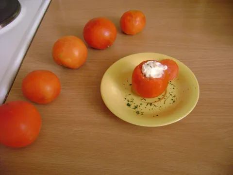 Punjene rajčice za nestrpljive goste