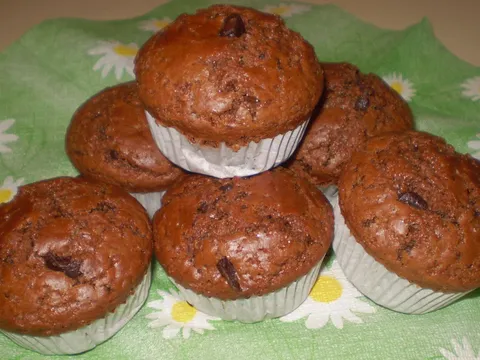 Čokoladni rum muffins