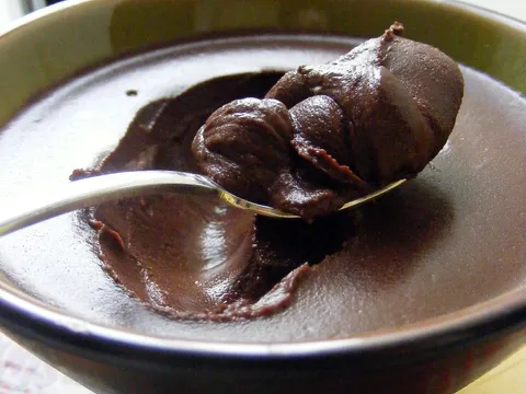 Krema od crnog čaja Earl Grey i tamne čokolade