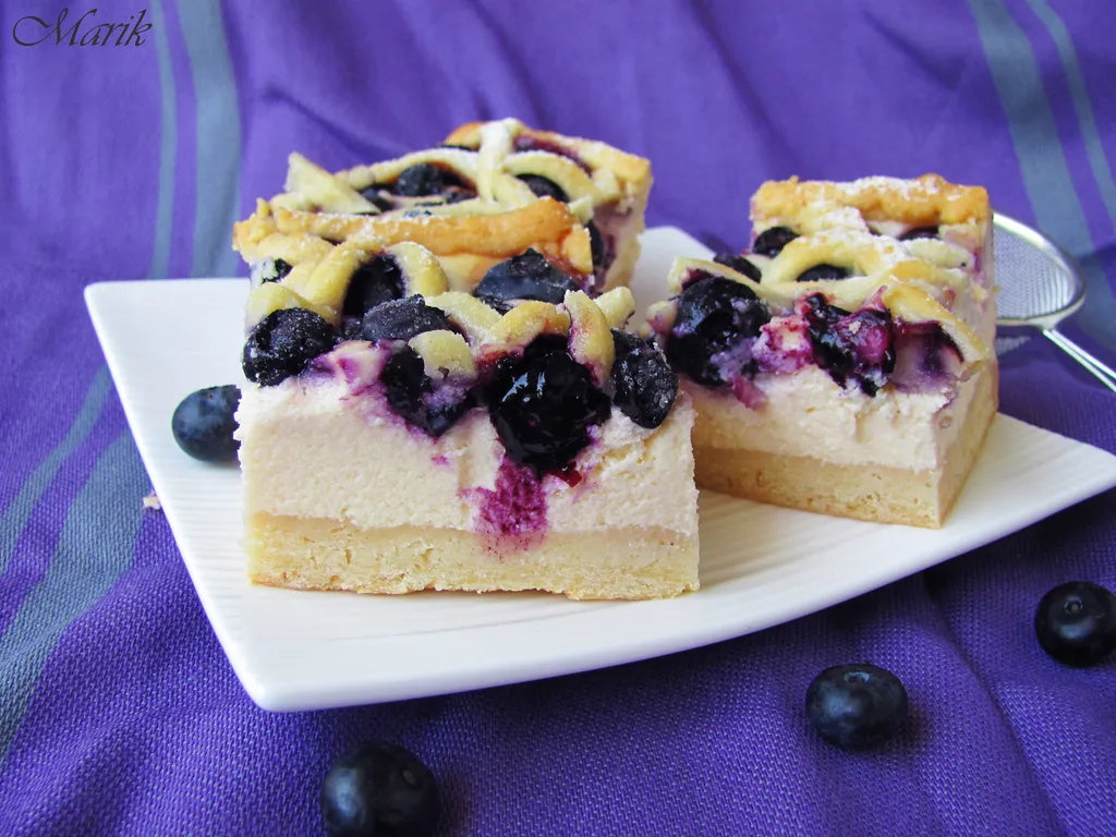 Blueberry cheesecake pie