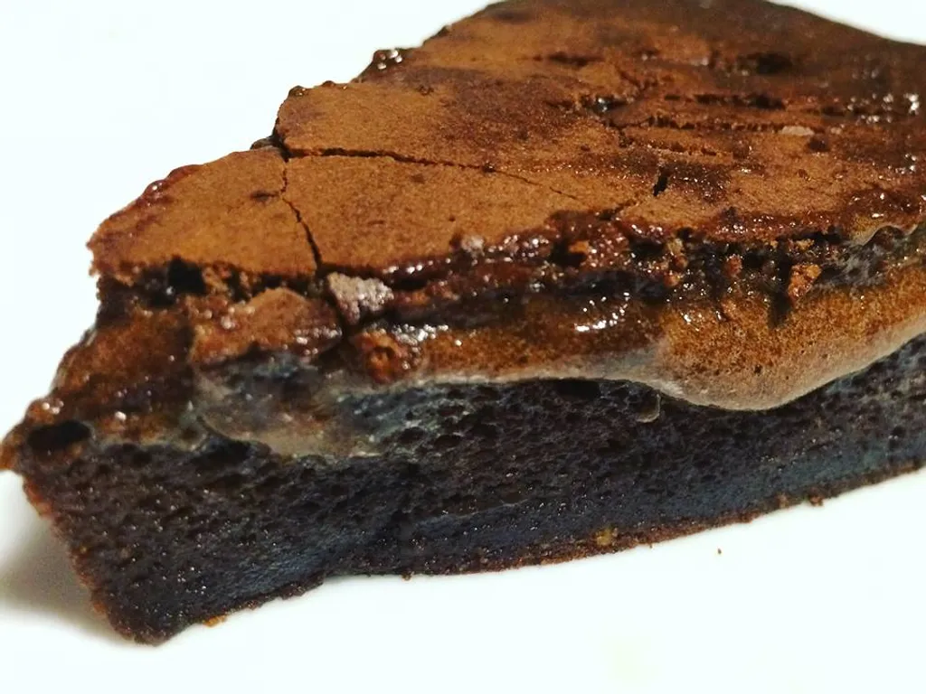 Socna cokoladna torta (bez brasna)