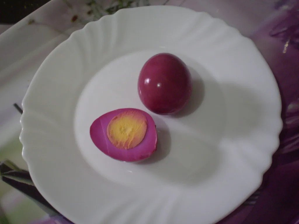 Ukiseljena ljubičasta jaja