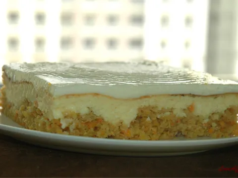 Carrot Cake Cheesecake ⁄ Torta od mrkve i sira