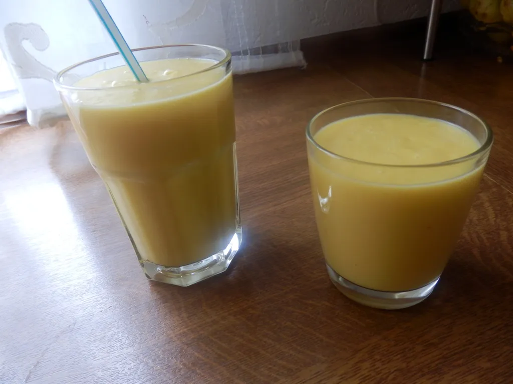 ananas-mango smoothie