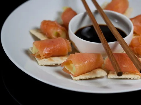 Sashimi rolls by Coolinarika
