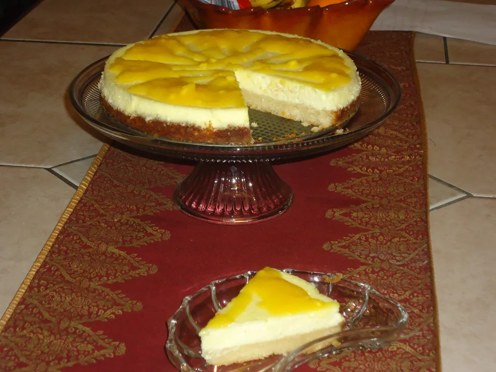 Cheesecake sa mango sosom