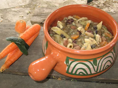 Italijanska čorba od povrća sa suvim mahunarkama