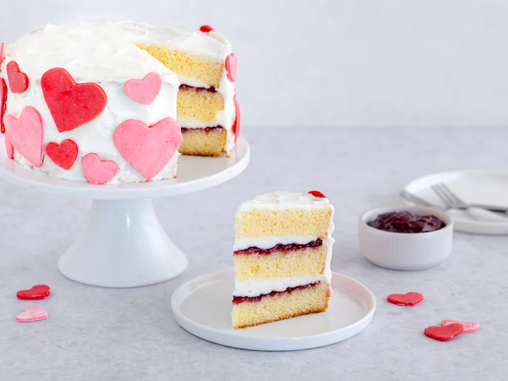 Bezglutenska party torta za Valentinovo