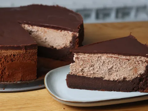 Jednostavna čokoladna mousse torta