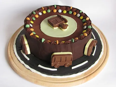 Čokoladna torta - vozni park