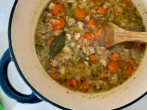 Pileća Orzo supa