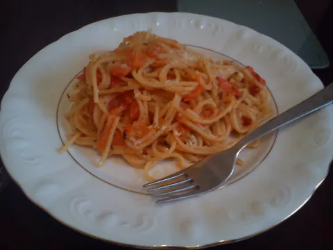 Spaghetti crudi by Zoilo