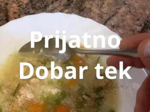 Pileća juha sa povrćem 