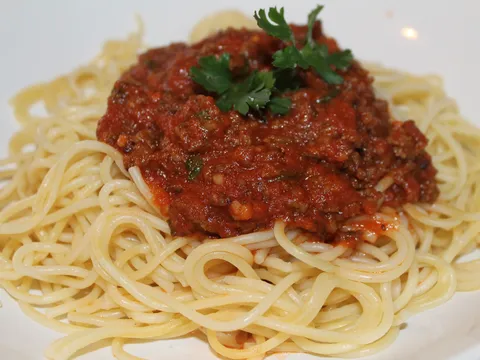 Špageti boloneze