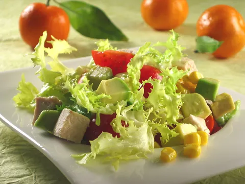 Salata od pilećih fileta