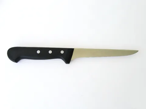 Nož za osnovnu pripremu mesa i ribe