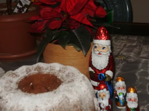 Aromatični božićni kuglof