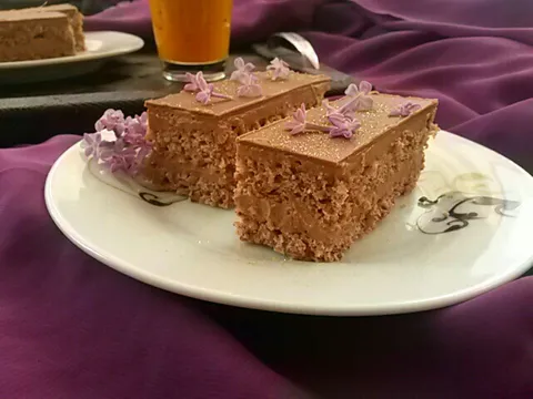 Čokoladni kolač sa orasima