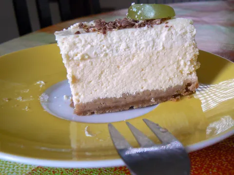 Jednostavna torta od sira (cheesecake)