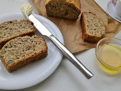 Banana Bread  (Marta Stewart recipe)