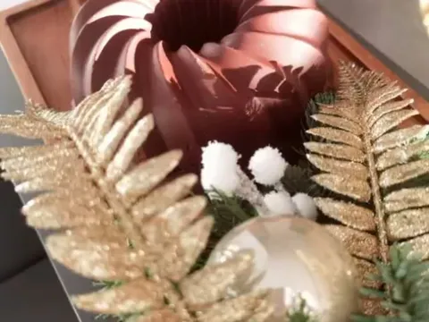 Kuglof sa čokoladnom glazurom -JustKateBake