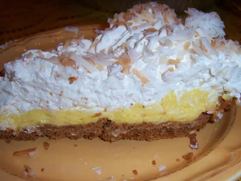 Coconut cream pie
