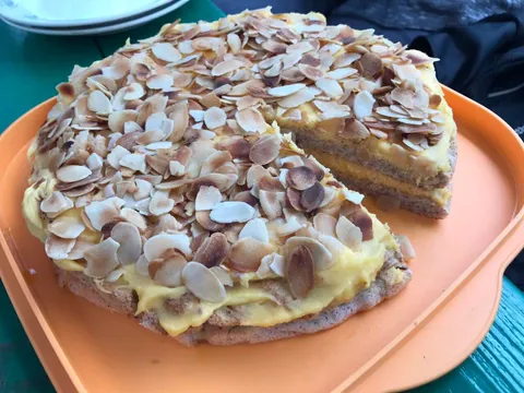 almondy-svedska badem torta, by Inocha
