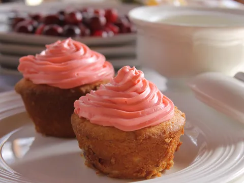 Cranberry cheese muffins...