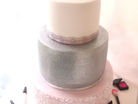 Make up cake za jednu kozmeticarku
