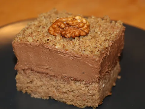 Najsočnije čokoladne orah kocke - jednostavan starinski recept