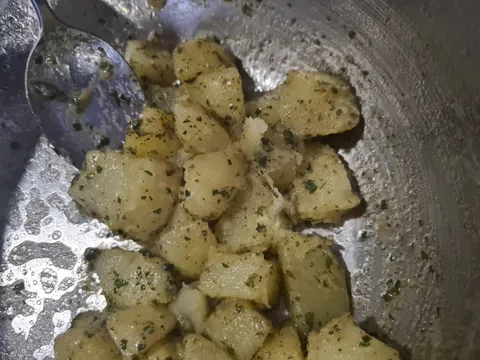 Krompir sa persunom