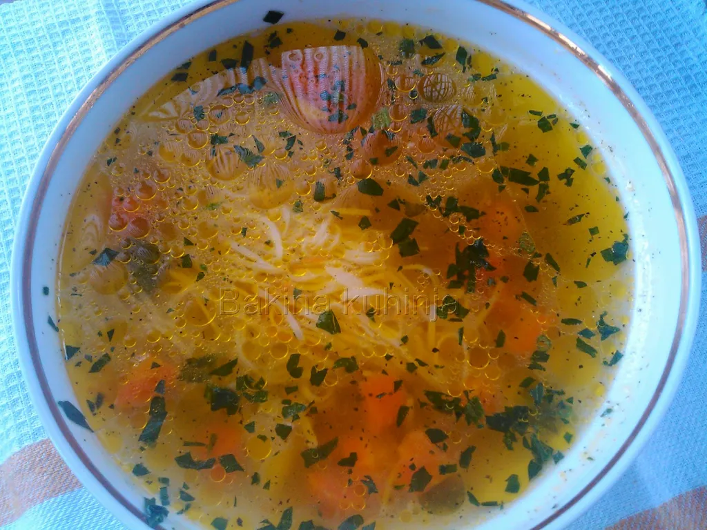 Bakina domaća supa